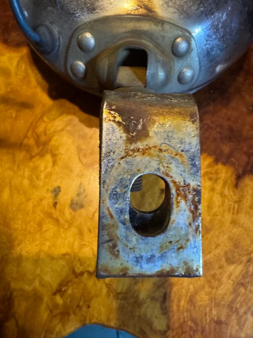 旧車にマーシャルヘッドライト819 長期保管品　ジャンクとして