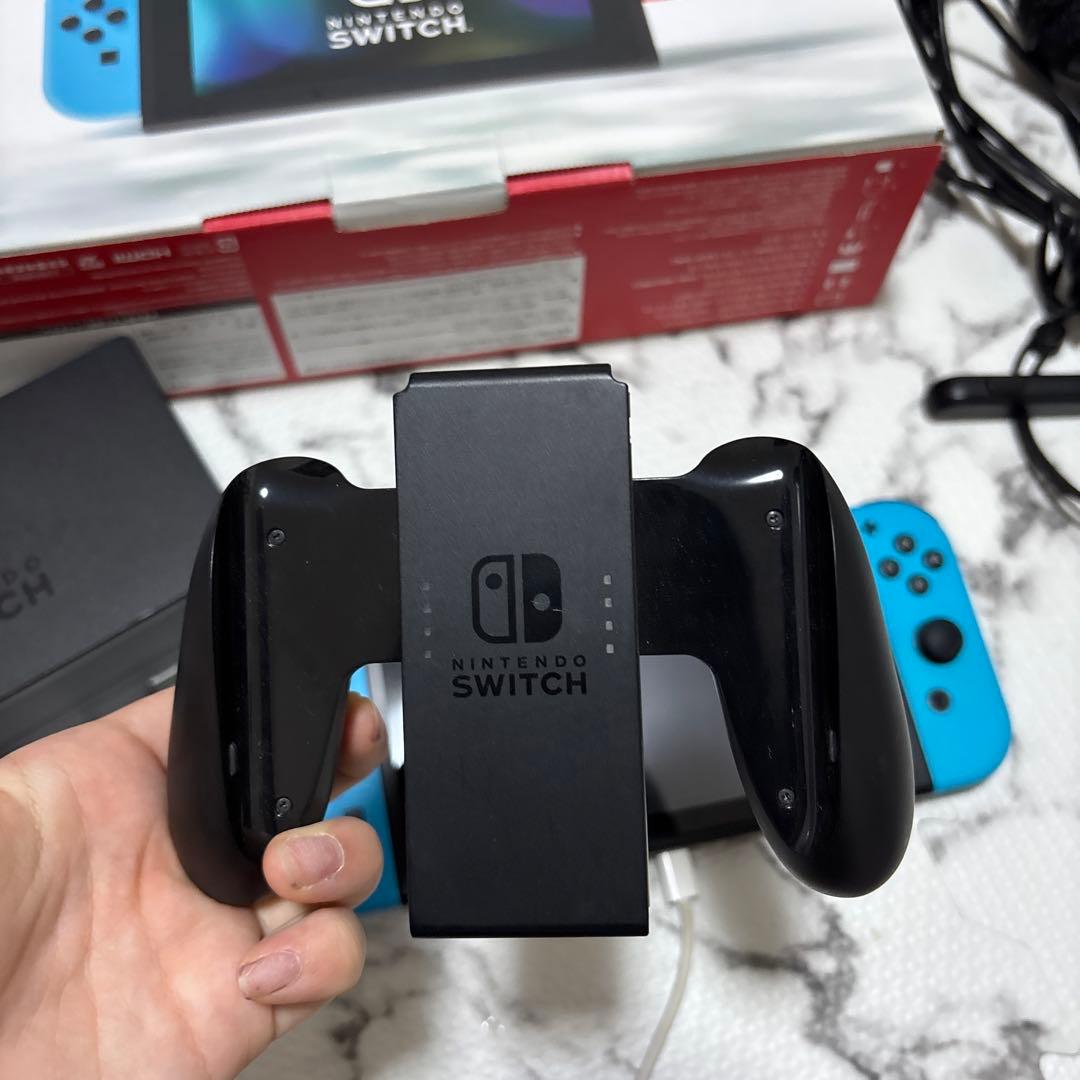 Nintendo Switch 本体 青/青Joy-Con