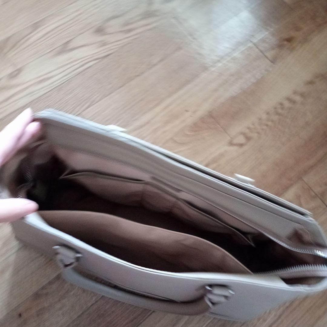 BLUE SINCERE 本革レディーストートバッグ