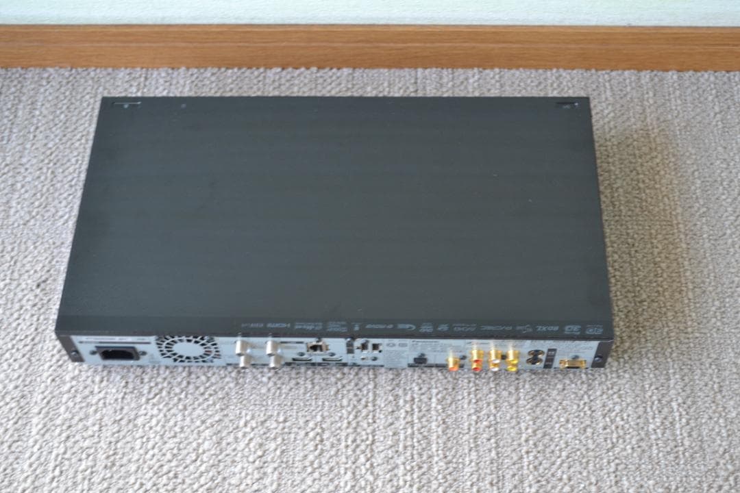 パナソニック2TB 3チューナーブルーレイレコーダー DMR-BZT910