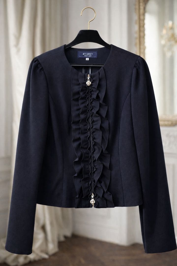 新品*未使用☆2023年インスタ掲載☆エムズグレーシーフリルジャケット