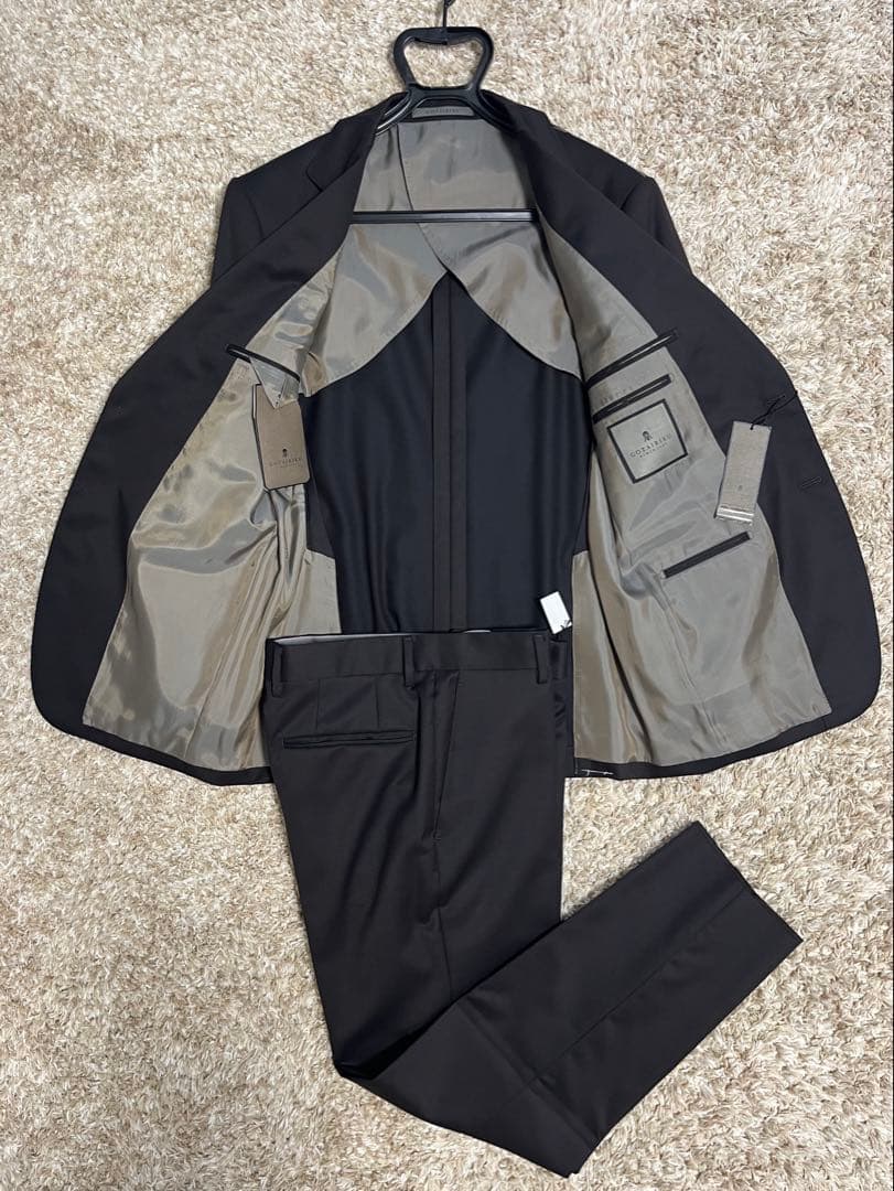 【新品未使用】70%以上引き！GOTAIRIKU ダークブラウンスーツ