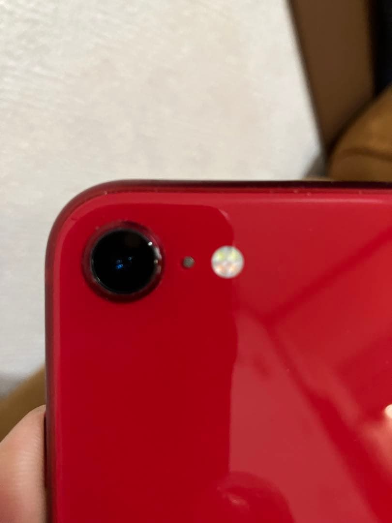 よ*ー様 Apple iPhone SE (第2世代) 赤　スマホ　アイフォン