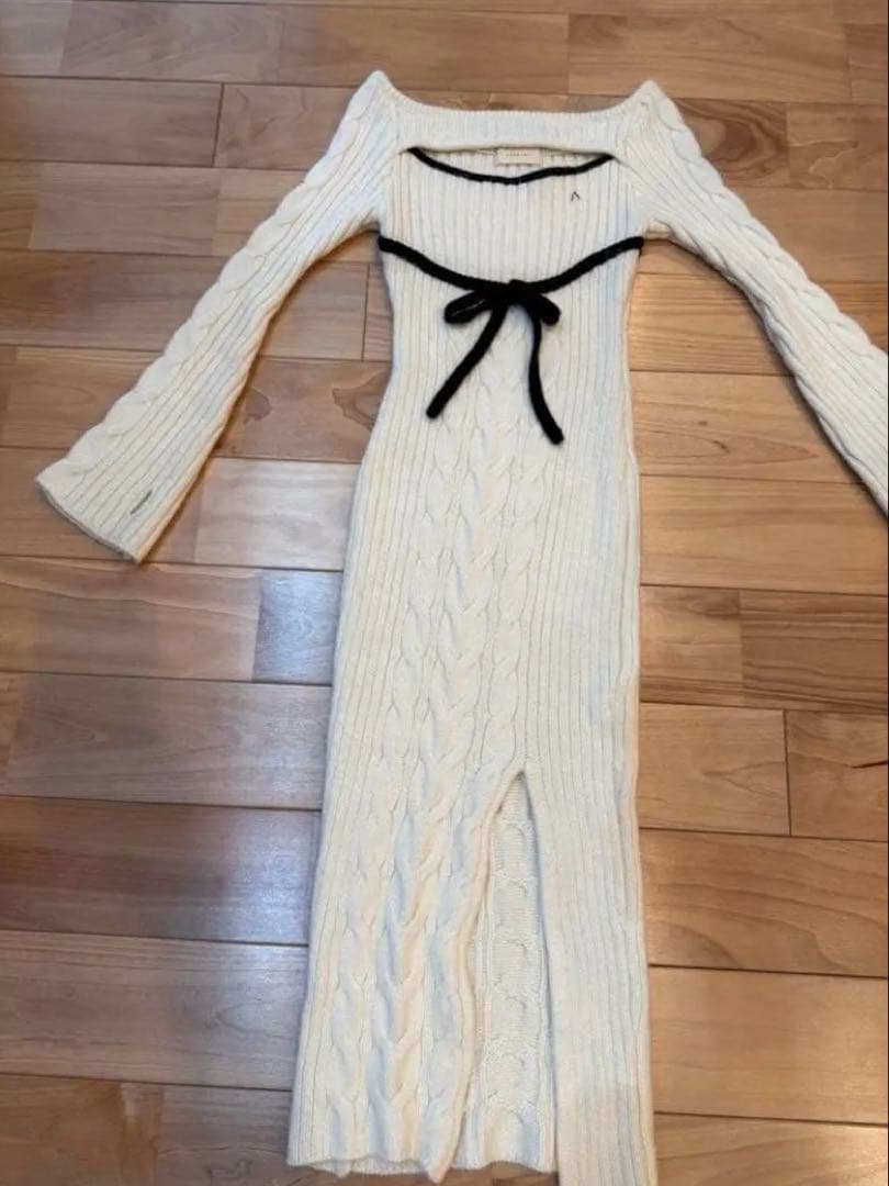 アンドマリー　大人気完売ニットワンピース　ホワイト