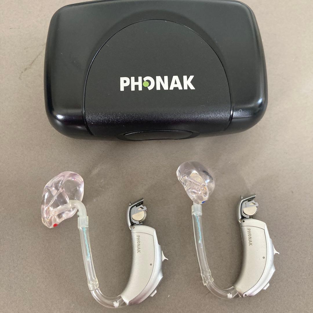 シ*ー様 【PHONAK】 補聴器 (両耳)■ケース付き■電池7個付き