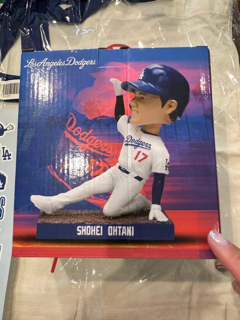 ドジャース　ファンクラブ　グッズ