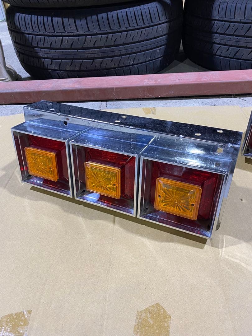 3連角テール　ジェット? 2トン　デコトラ