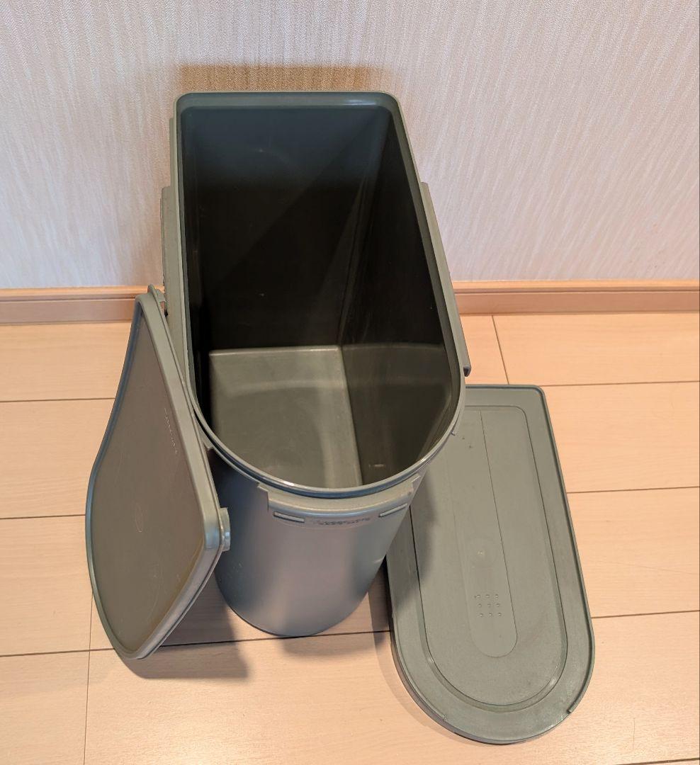 Tupperware ライスディスペンサー＆キッチンキーパー (米びつ)