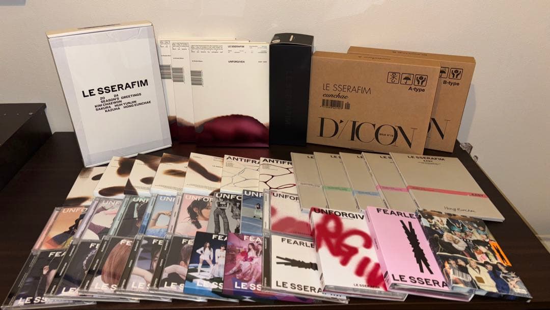 LE SSERAFIM 引退品　トレカ　アルバム　DICON シーグリ　うちわ