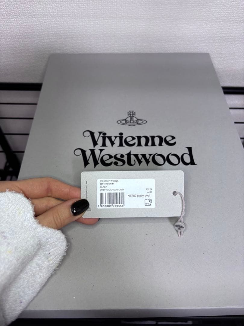 Vivienne Westwood 黒 紫マフラー フリンジ付き　新品未使用