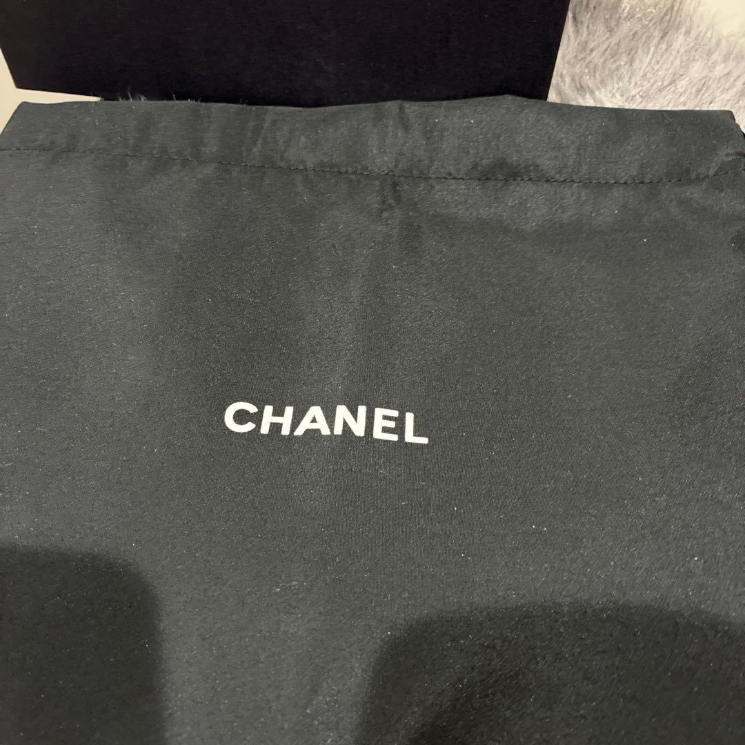 CHANEL シャネル　make up ノベルティ　チェーンショルダーバッグ　黒