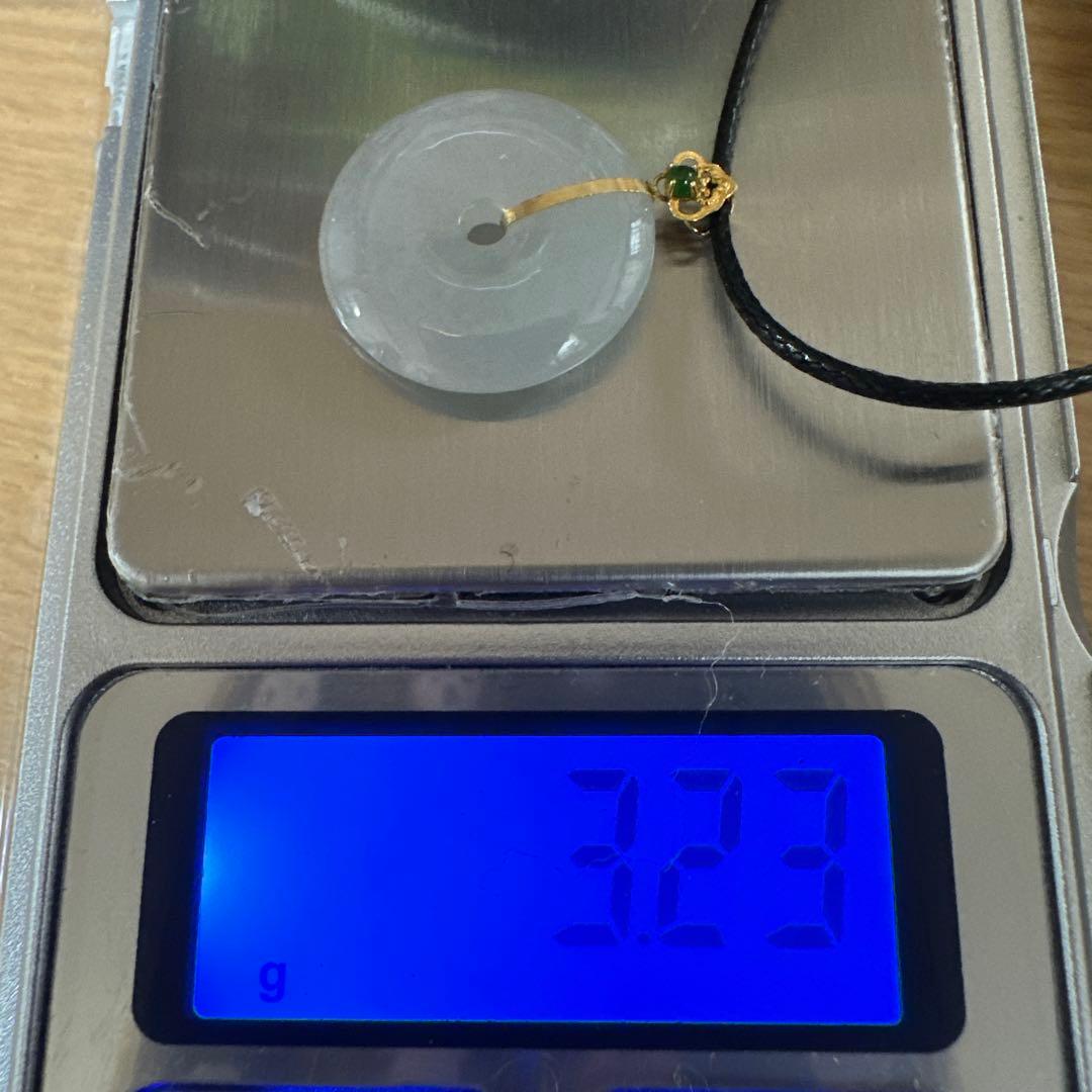 金18Kゴールド金製、無処理糯冰種天然本翡翠、翡翠の平安扣ペンダント