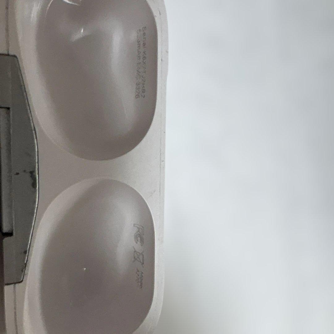 AirPods Pro2　Lightning