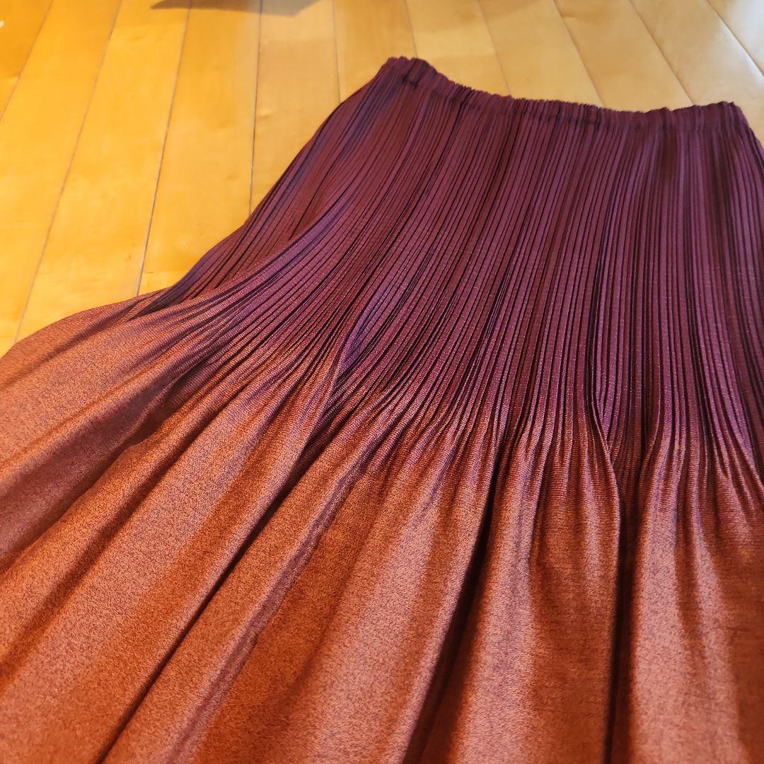 イッセイミヤケ　スカート グラデーション