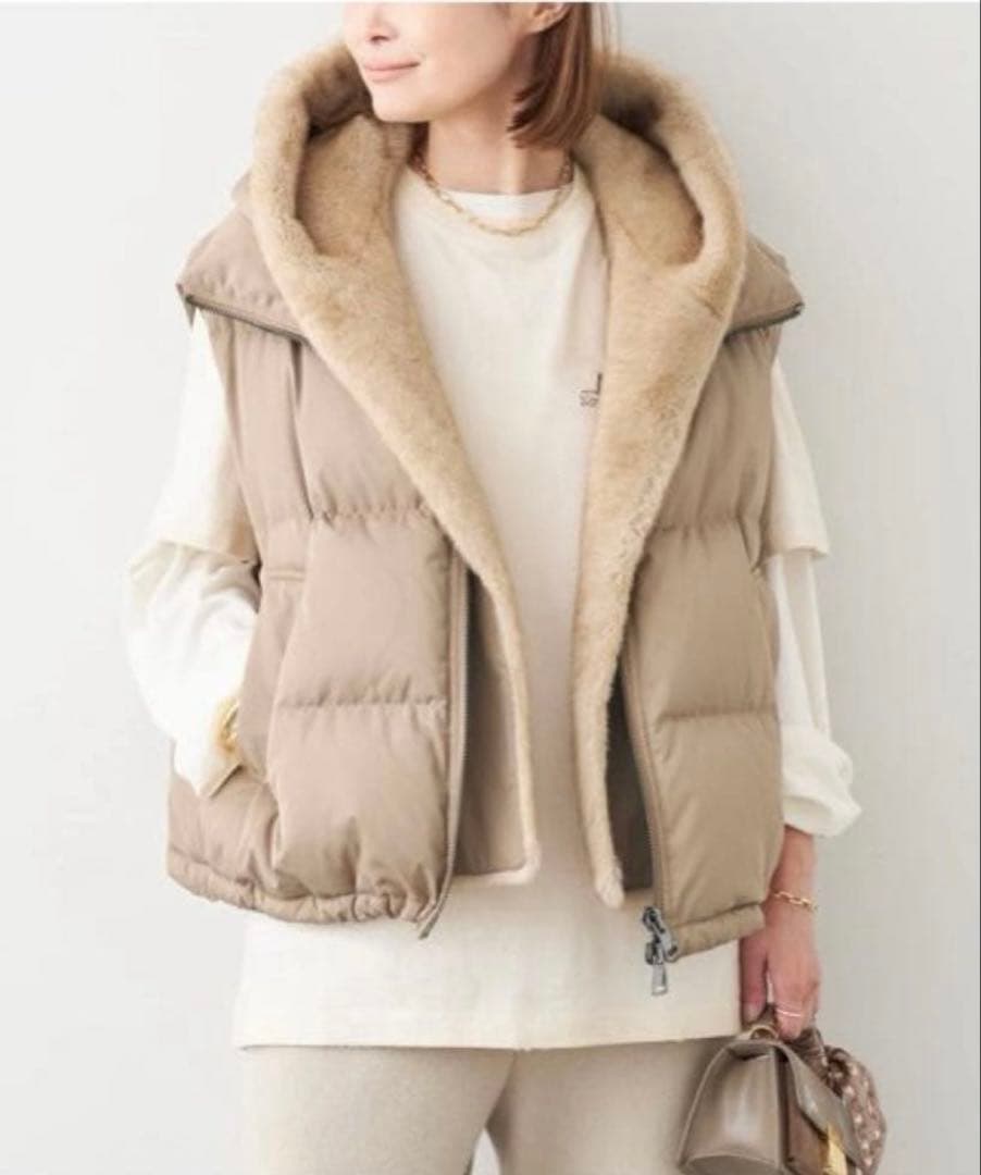 ドゥーズエムクラス　マイホワイト　ダウンベスト　完売品　ベージュ