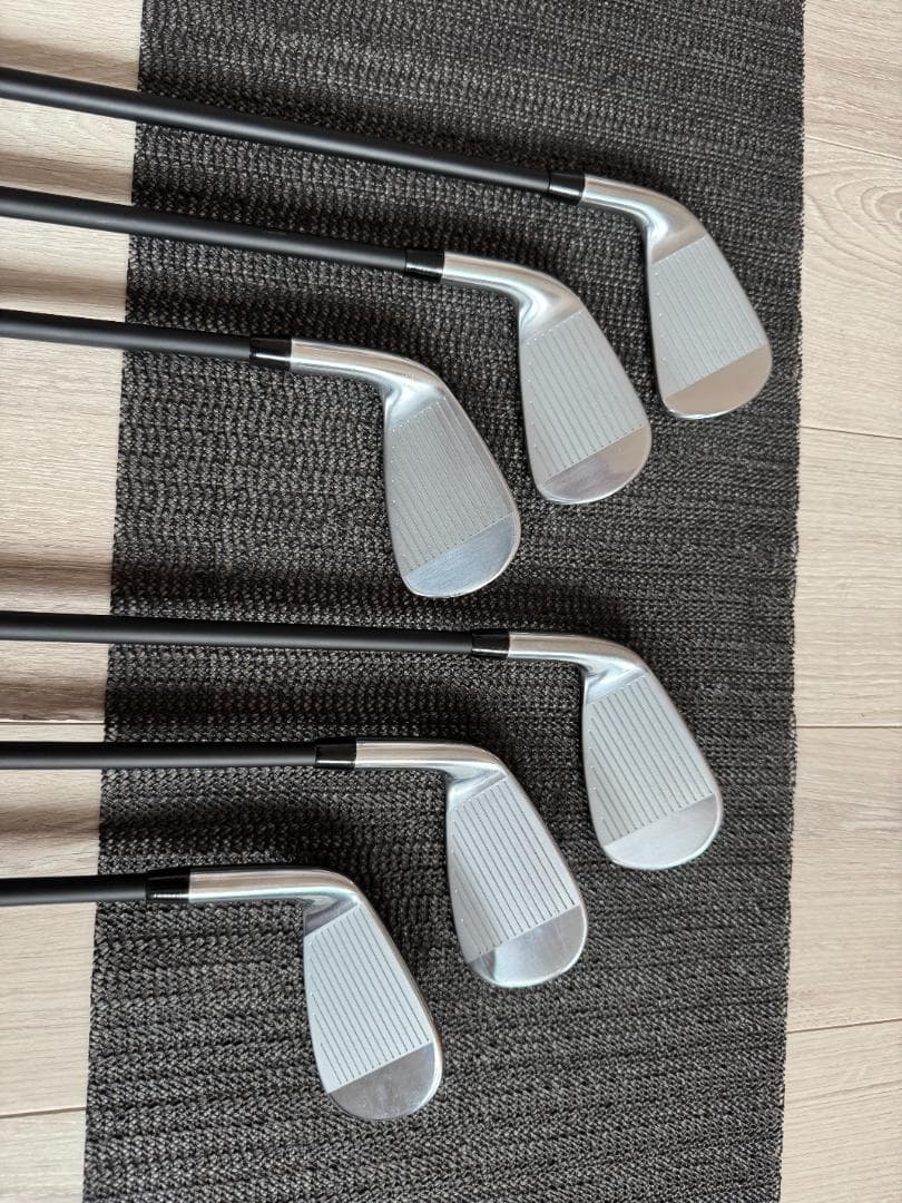 タイトリストT３５０　フジクラトラヴィス８５　Sシャフト６本美品