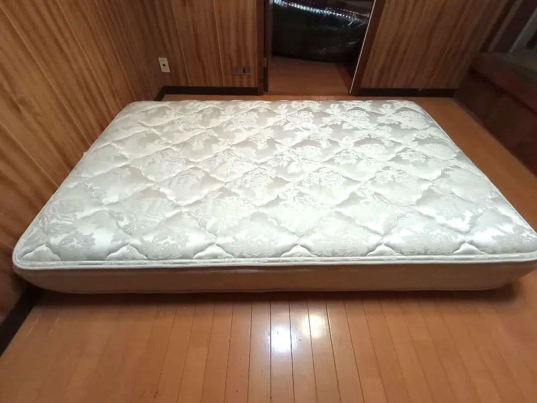 IDC大塚家具 Kingsdown キングスダウン セミダブル マットレス