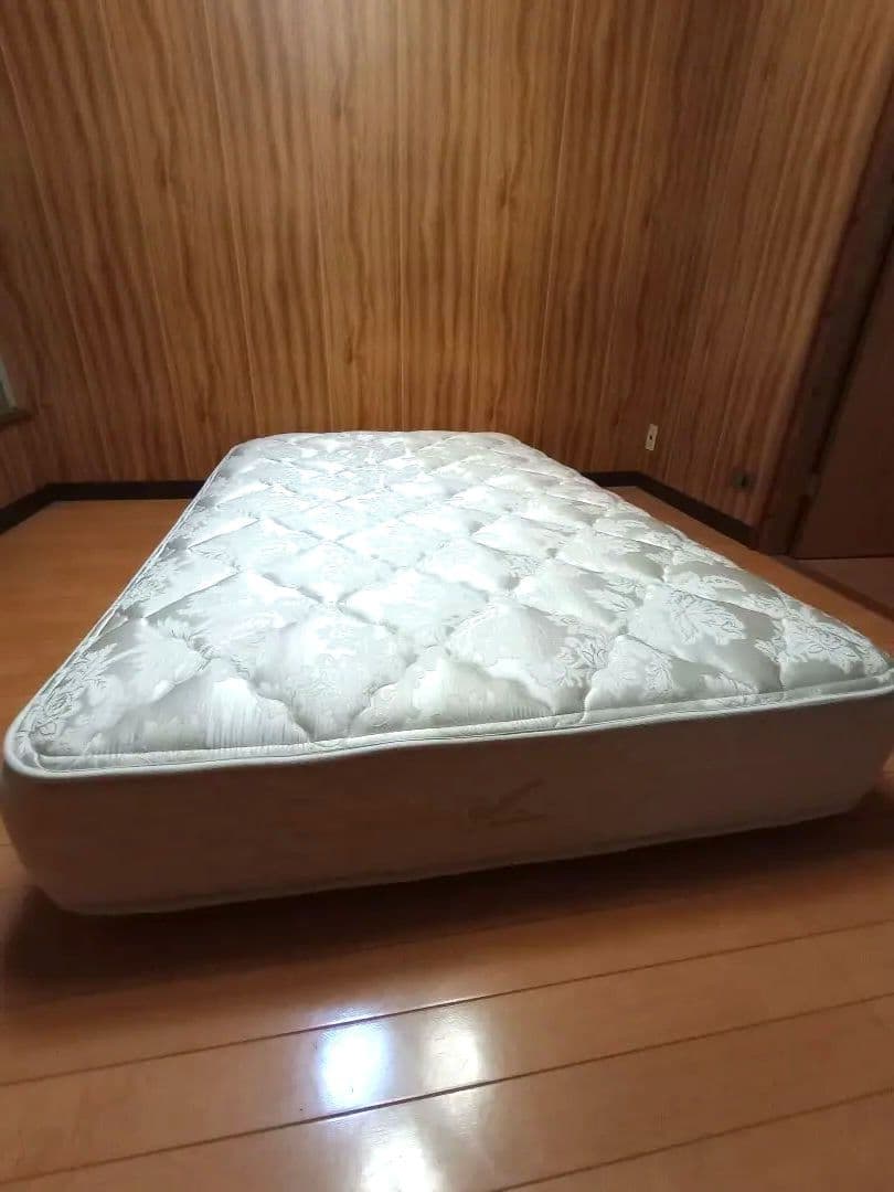 IDC大塚家具 Kingsdown キングスダウン セミダブル マットレス