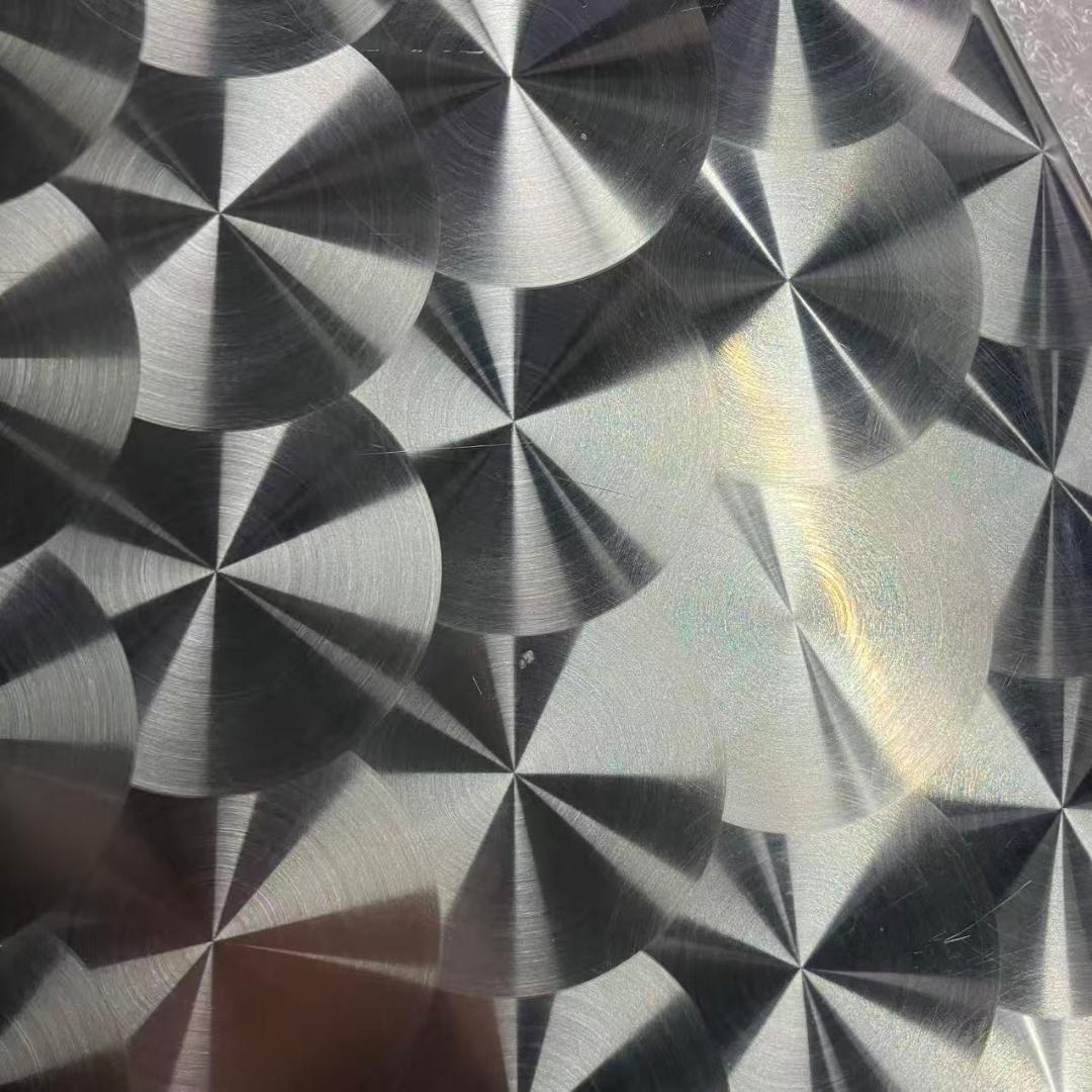 0619 ブルーテックキャンター バッテリートップカバー ウロコ柄