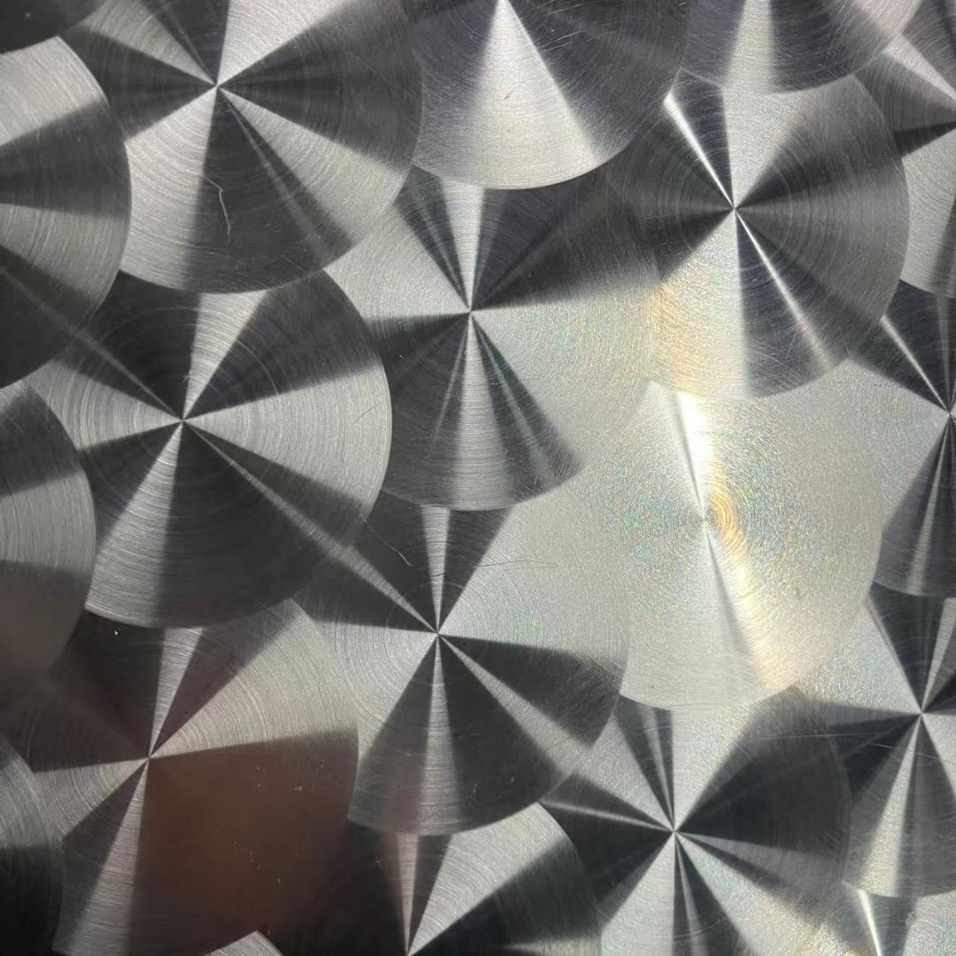 0619 ブルーテックキャンター バッテリートップカバー ウロコ柄