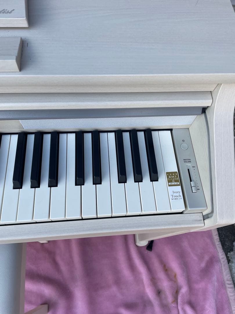 KAWAI コンサートアーティスト　CA17A ホワイト