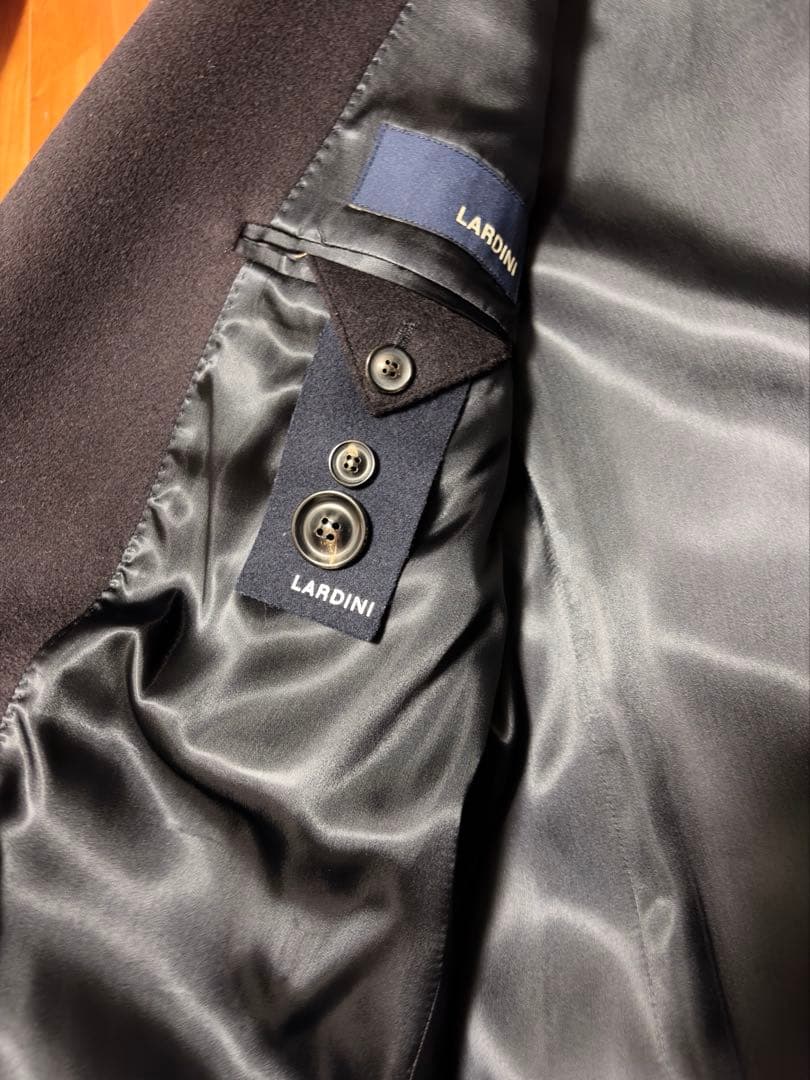 LARDINI ダブルブレストチェスター