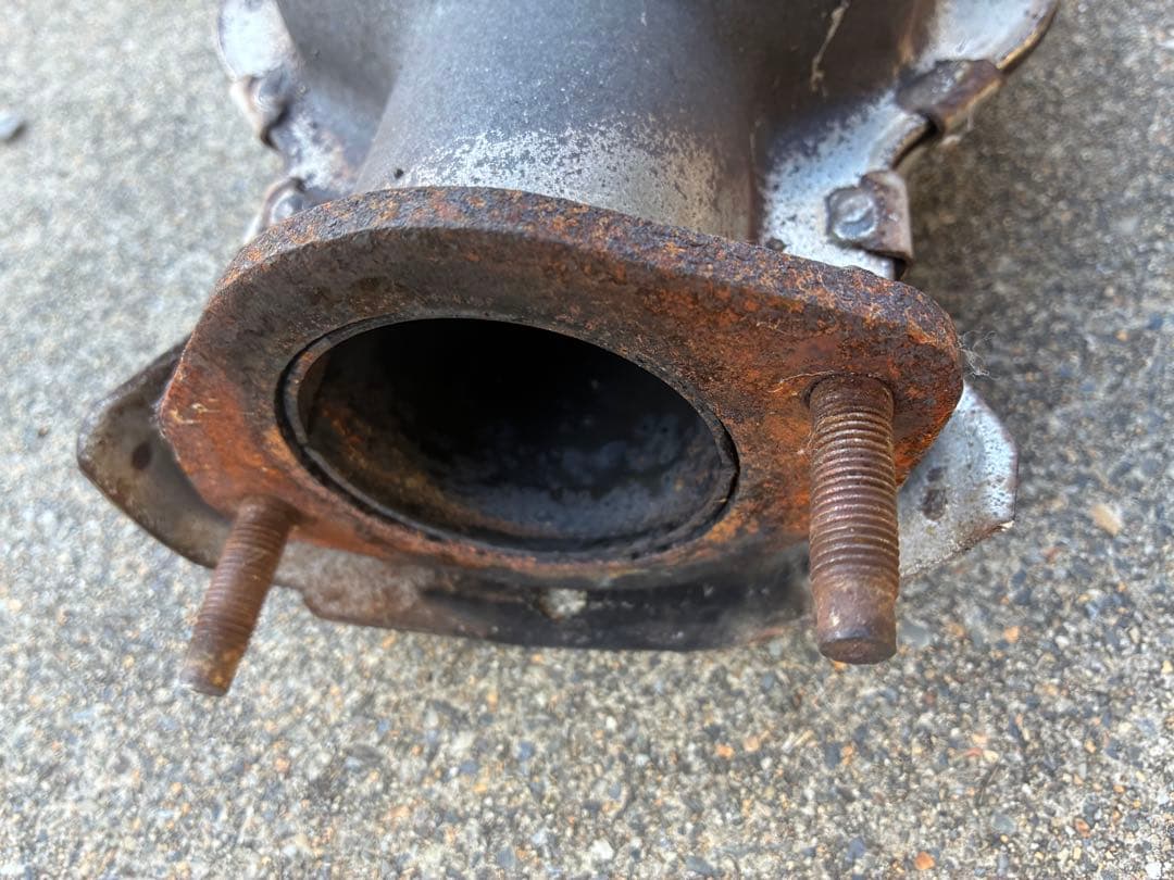 スカイライン　ER34 純正触媒