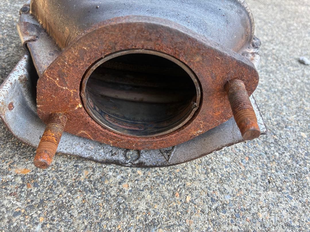 スカイライン　ER34 純正触媒