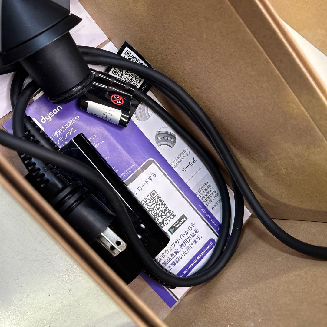 6865②【美品】ダイソン HD16 KP さくらチェリー ヘアドライヤー