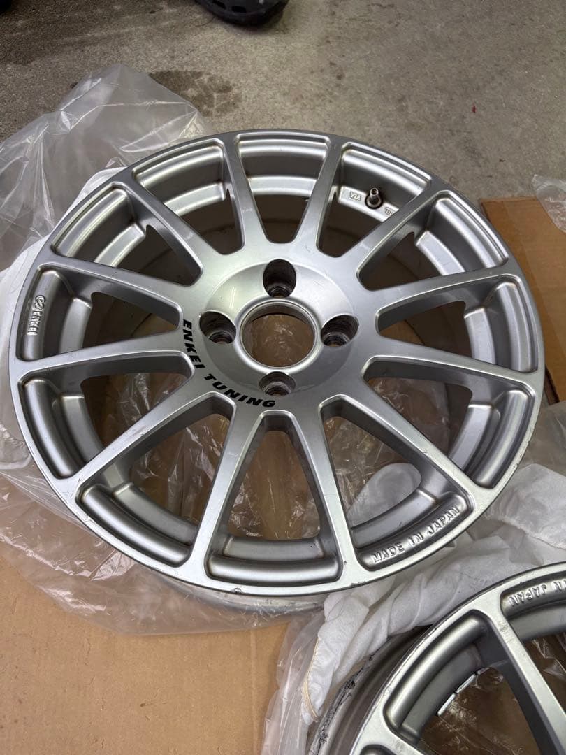 ENKEI TUNING 15インチ シルバー ホイール
