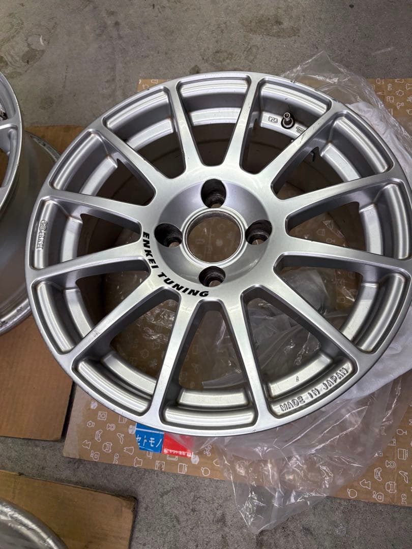 ENKEI TUNING 15インチ シルバー ホイール