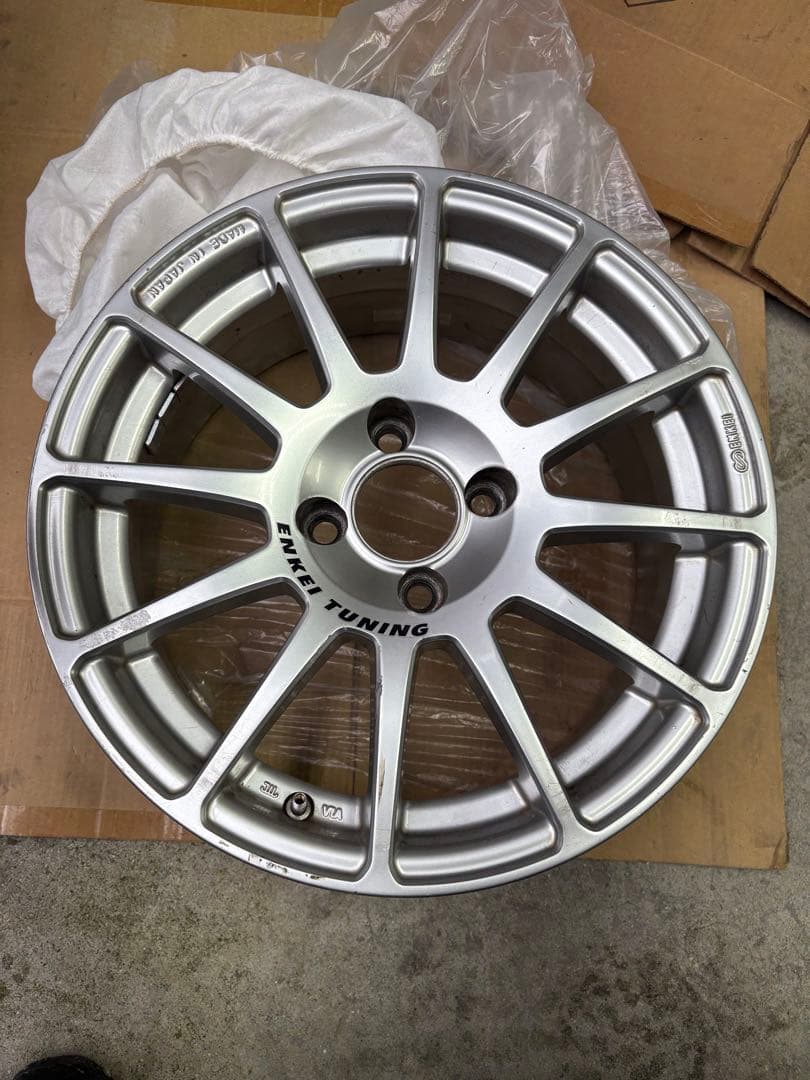 ENKEI TUNING 15インチ シルバー ホイール