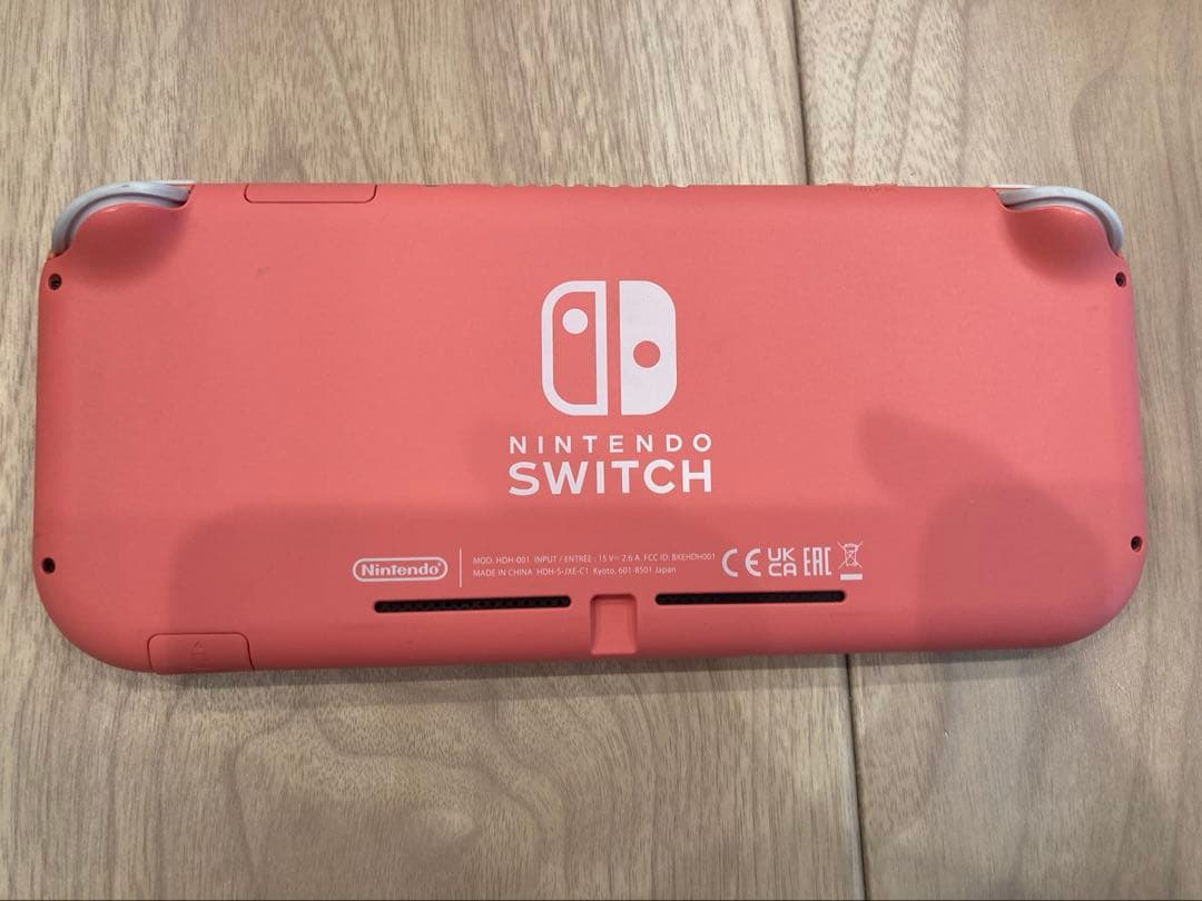 任天堂Switch ライト本体　コーラルピンク
