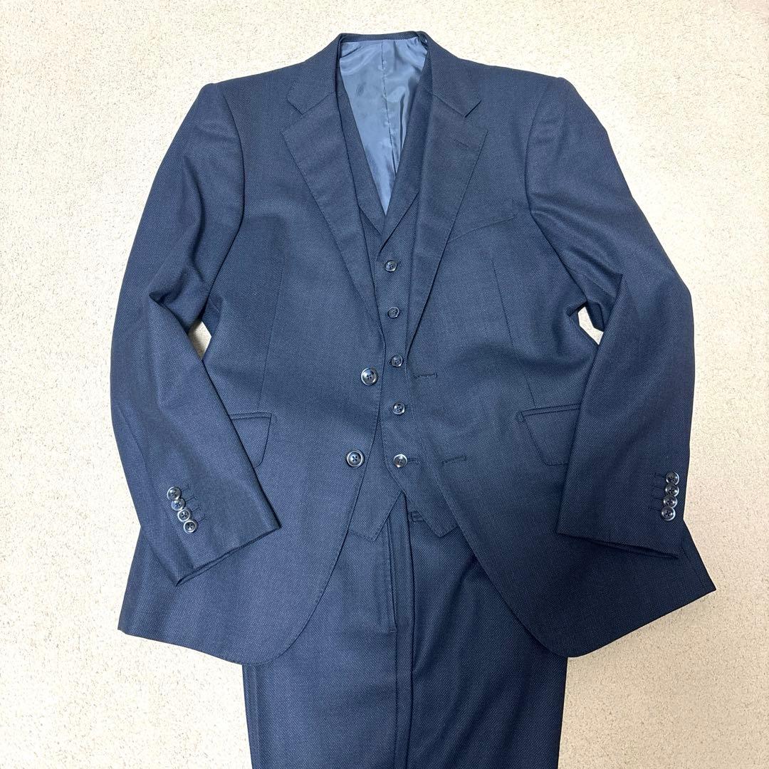 Ermenegildo Zegna TRAVELLER 3ピースネイビー