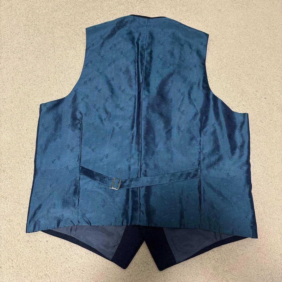 Ermenegildo Zegna TRAVELLER 3ピースネイビー