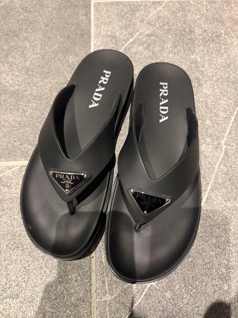 PRADA ラバー トングサンダル 7.5 26.5センチ