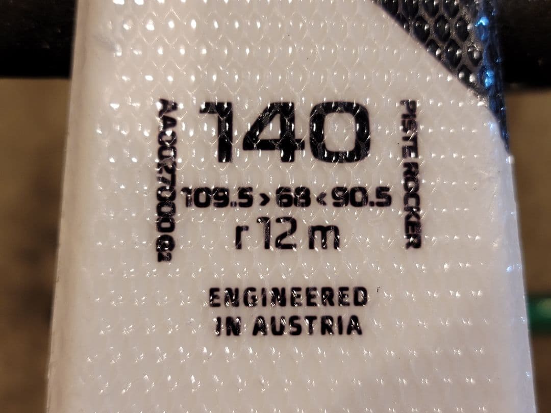 ATOMIC REDSTER JX 140cm hotwax施工済み