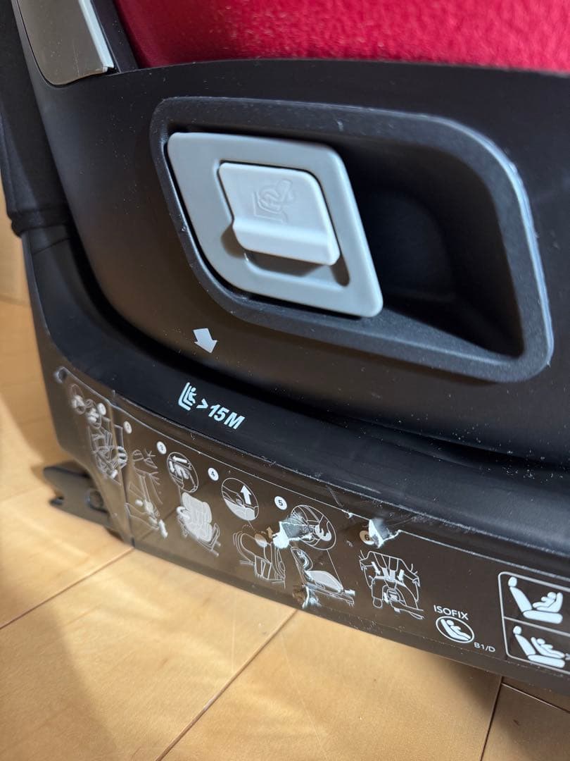 RECAROレカロ　ゼロワン　車用チャイルドシート レッド　新生児対応