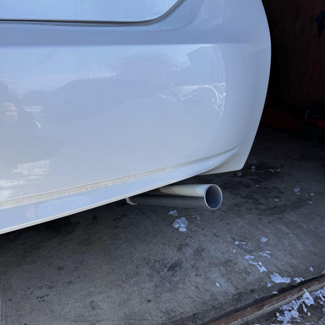 d*1様 30プリウスリアストレートマフラー