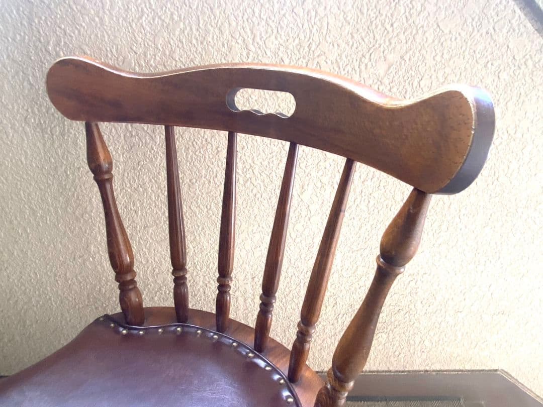 柏木工「KASHIWA」座面革張り 鋲打ち ダイニングチェア アンティークチェア