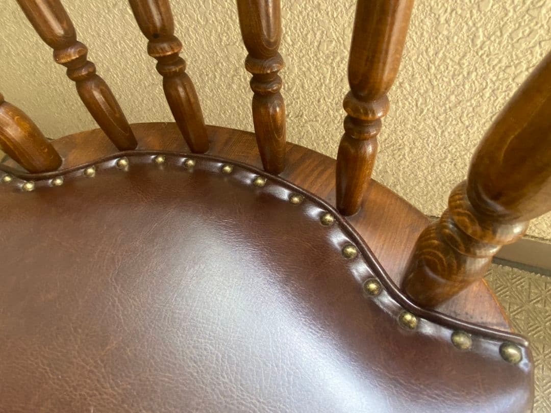 柏木工「KASHIWA」座面革張り 鋲打ち ダイニングチェア アンティークチェア