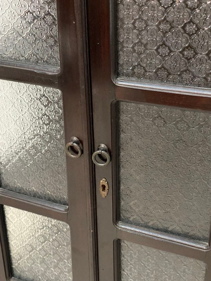 【東京都内23区配送無料】アンティーク　キャビネット　ガラスケース　ショーケース