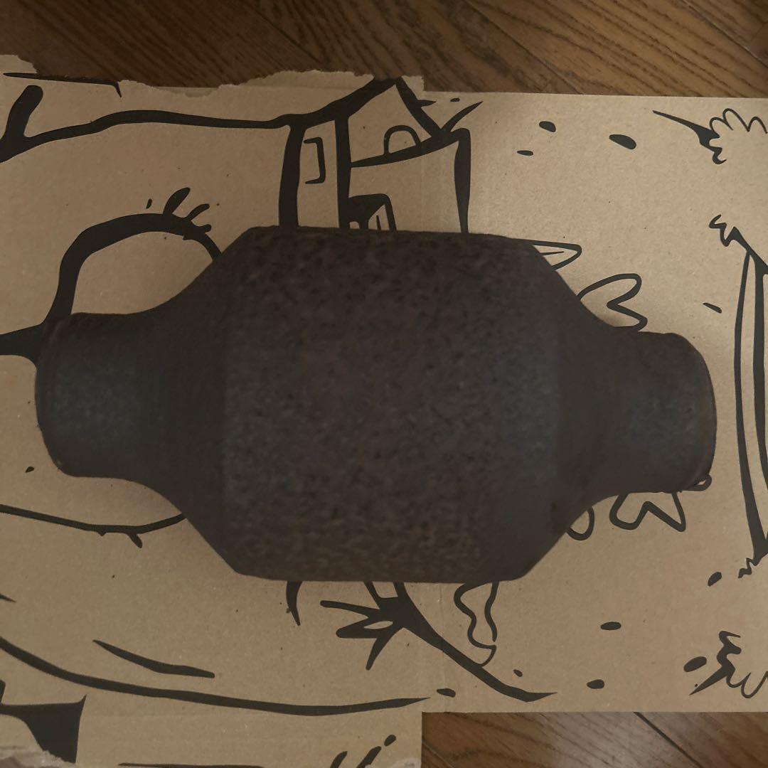 ハイエース　触媒　1個