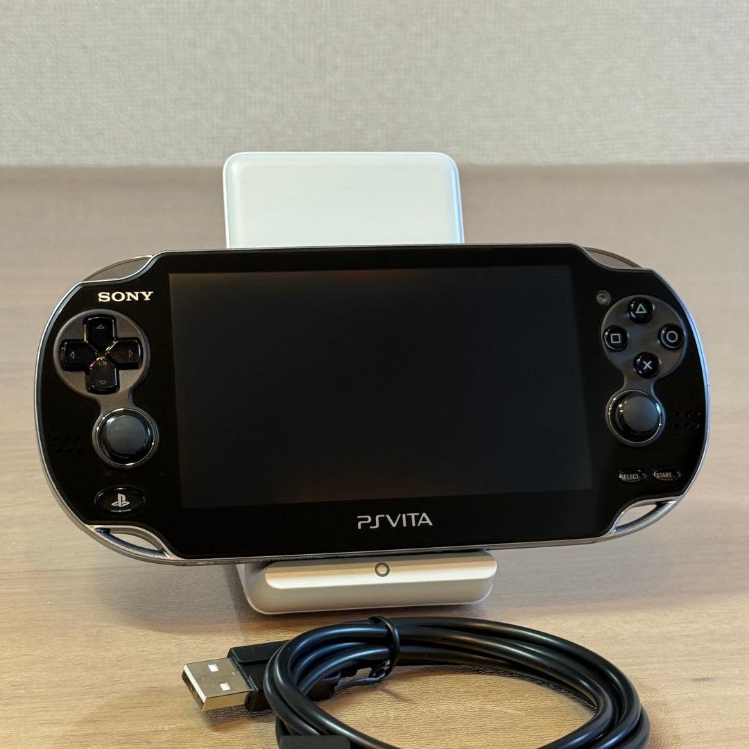 6-101【美品】PSVITA PCH-1100 クリスタル・ブラック