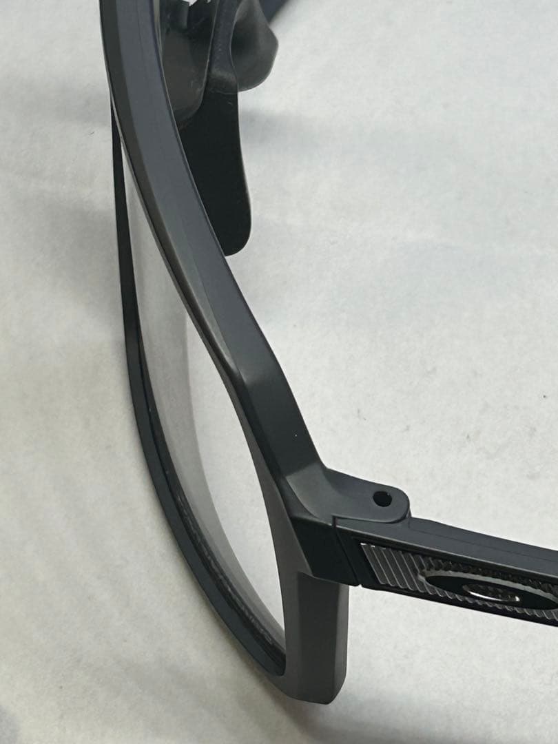 オークリー（Oakley）Sutroスートロ サングラス