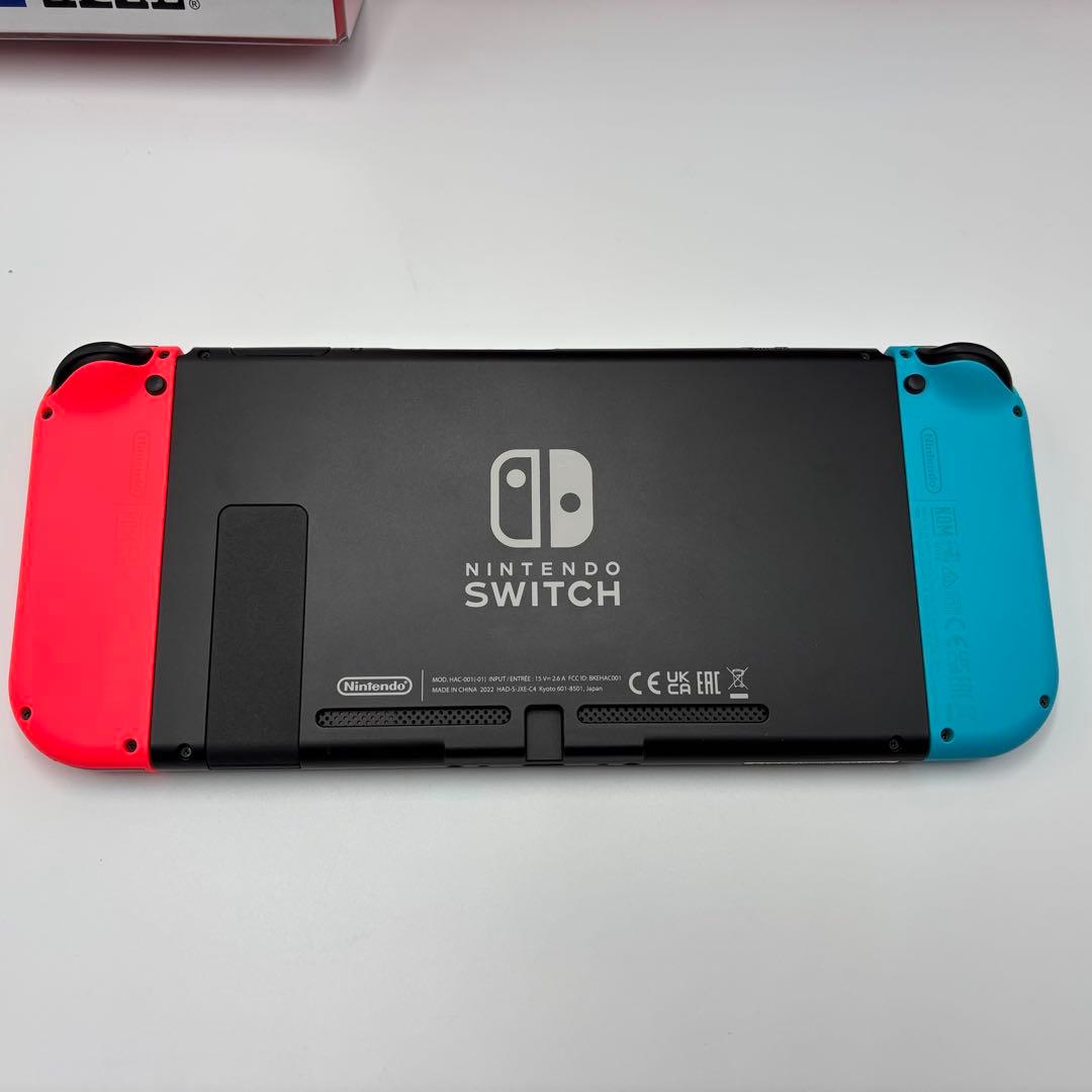 Nintendo Switch 本体 HORI ケース Joy-Con