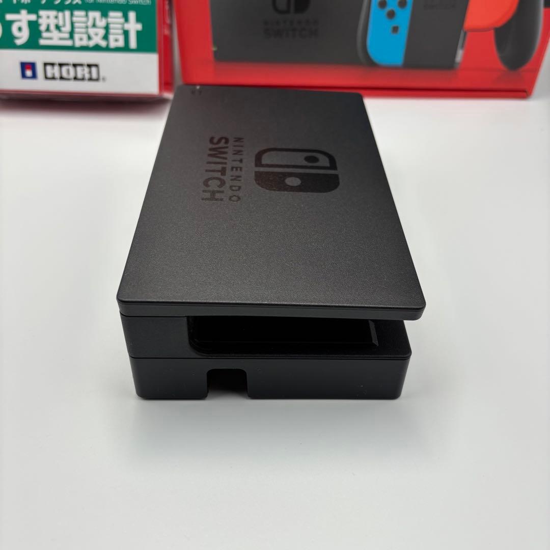 Nintendo Switch 本体 HORI ケース Joy-Con