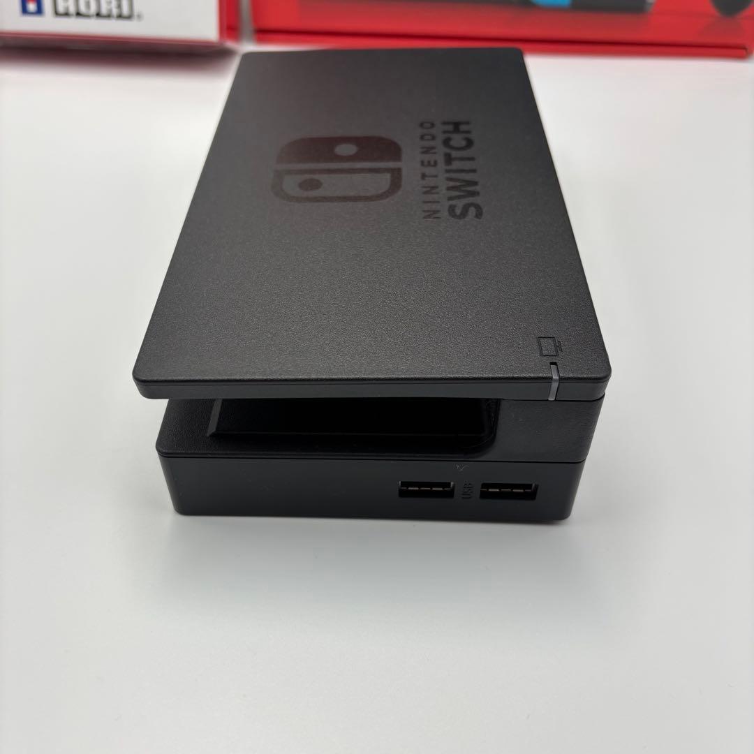 Nintendo Switch 本体 HORI ケース Joy-Con