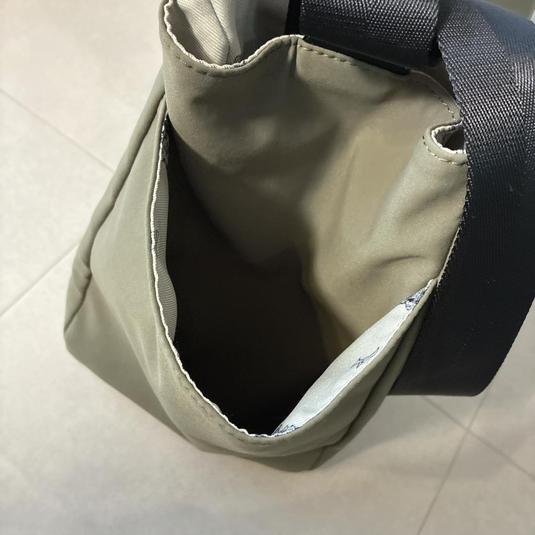 ほぼ新品 BEARDSLEY×sampo♡DogプリントBAG カーキ 2way