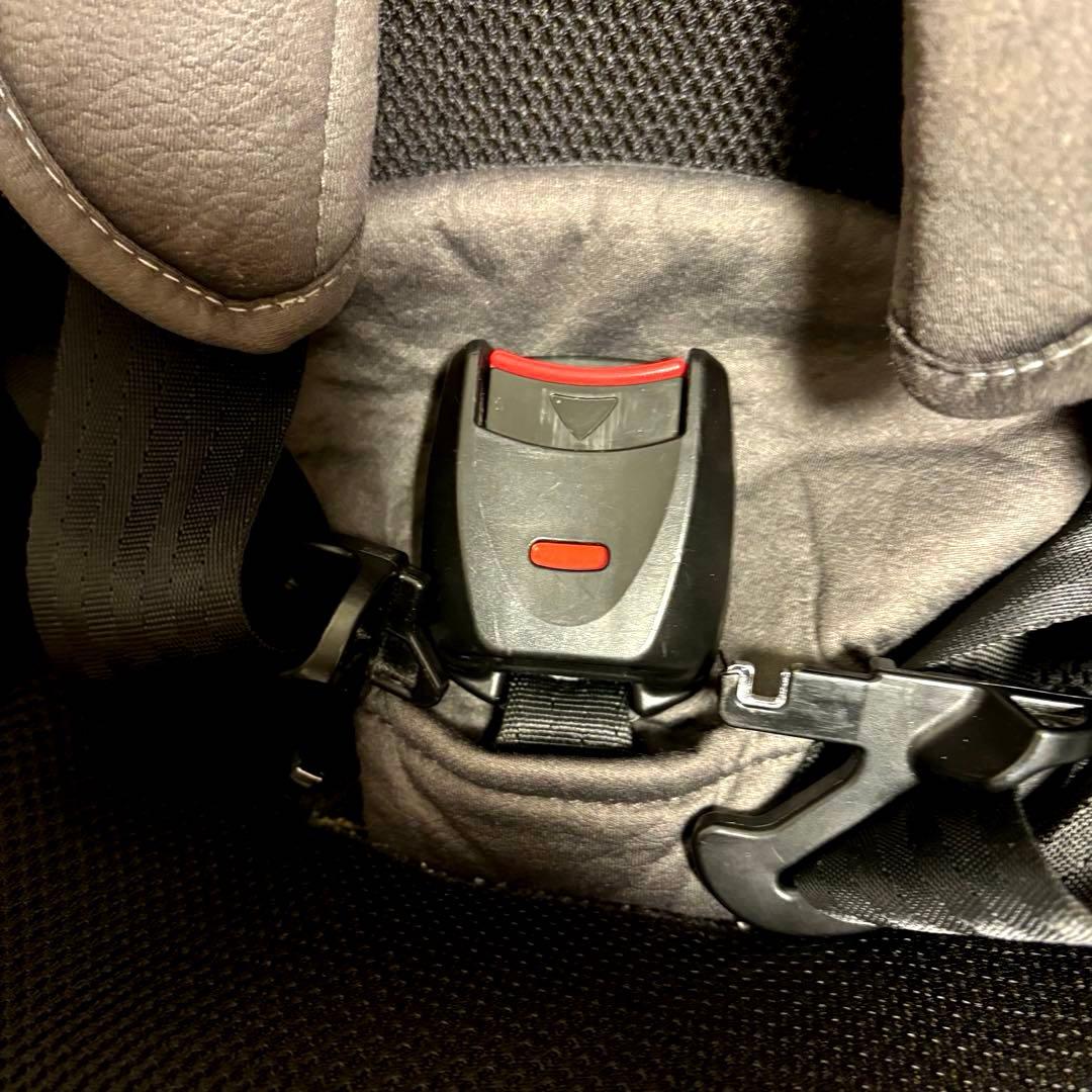 断捨離中　美品コンビ ネセルターン ネクスト ISOFIX グレーブラック